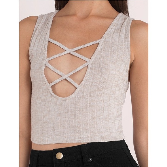 Tobi Taupe Crop Top - Picture 4 of 5
